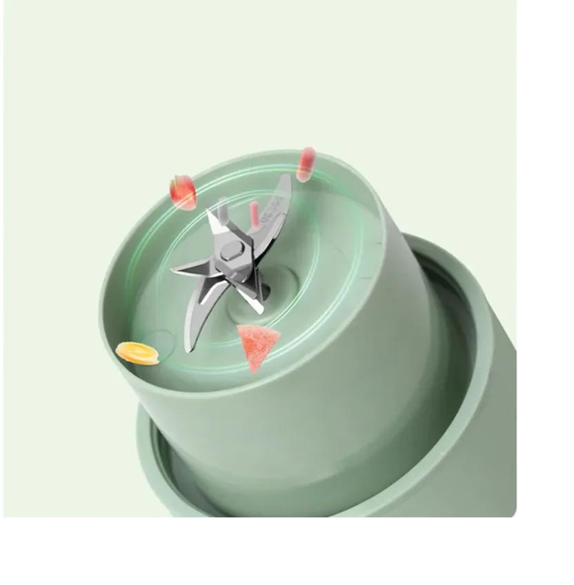 Portable juicer with straw